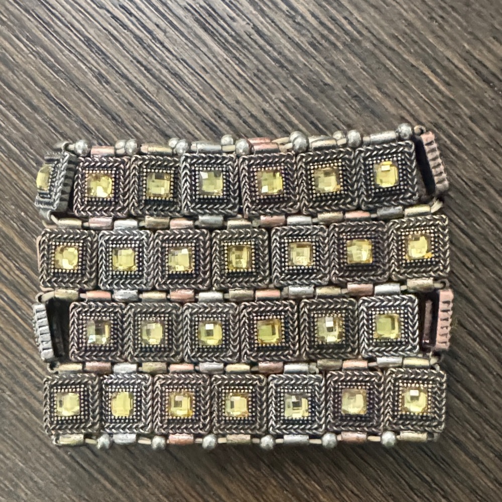 Bracelet